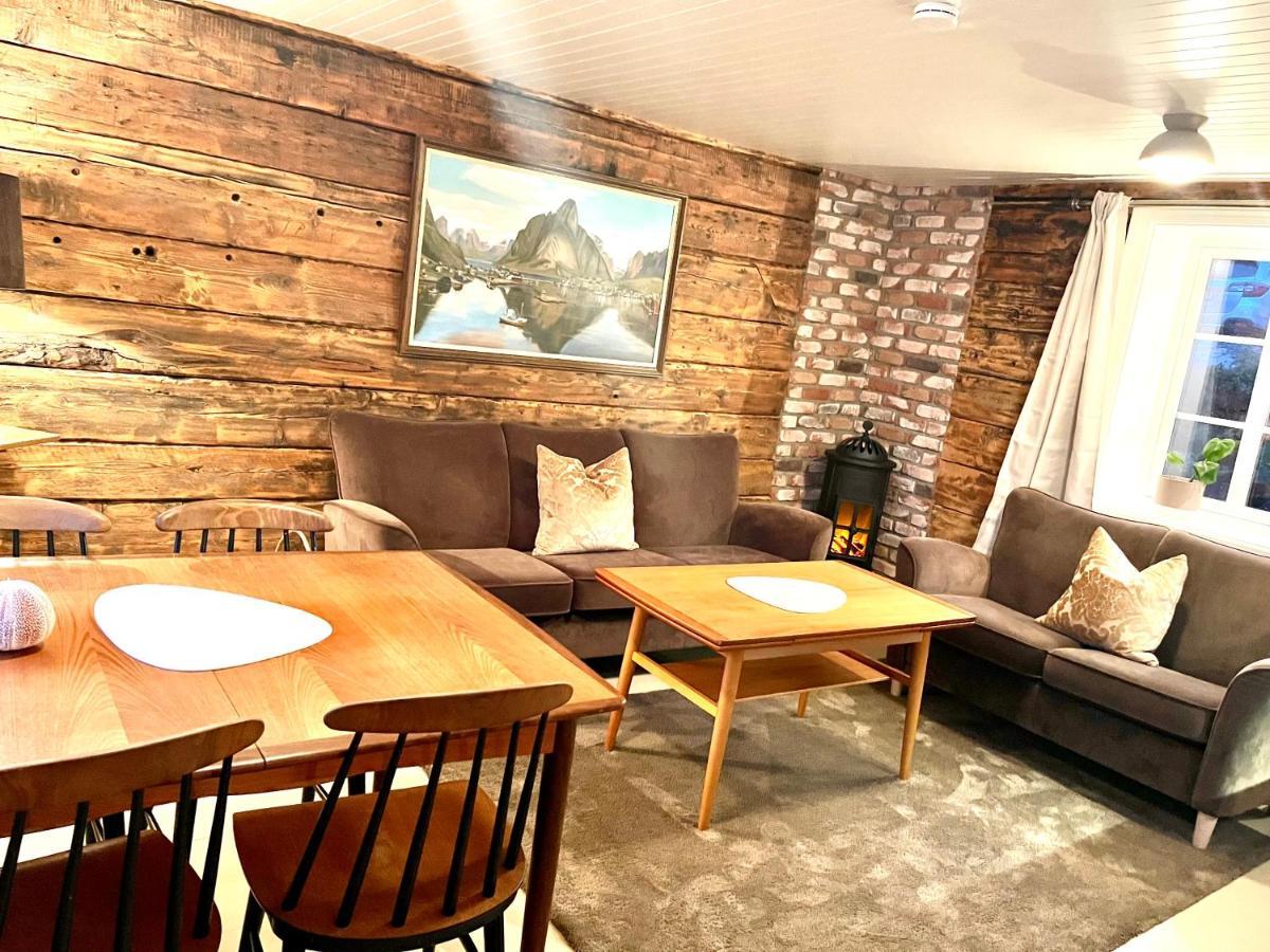Lofoten Suite Apartments - Rostad Retro Rorbuer Reine Exterior foto