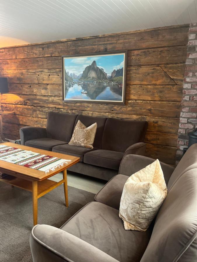 Lofoten Suite Apartments - Rostad Retro Rorbuer Reine Exterior foto