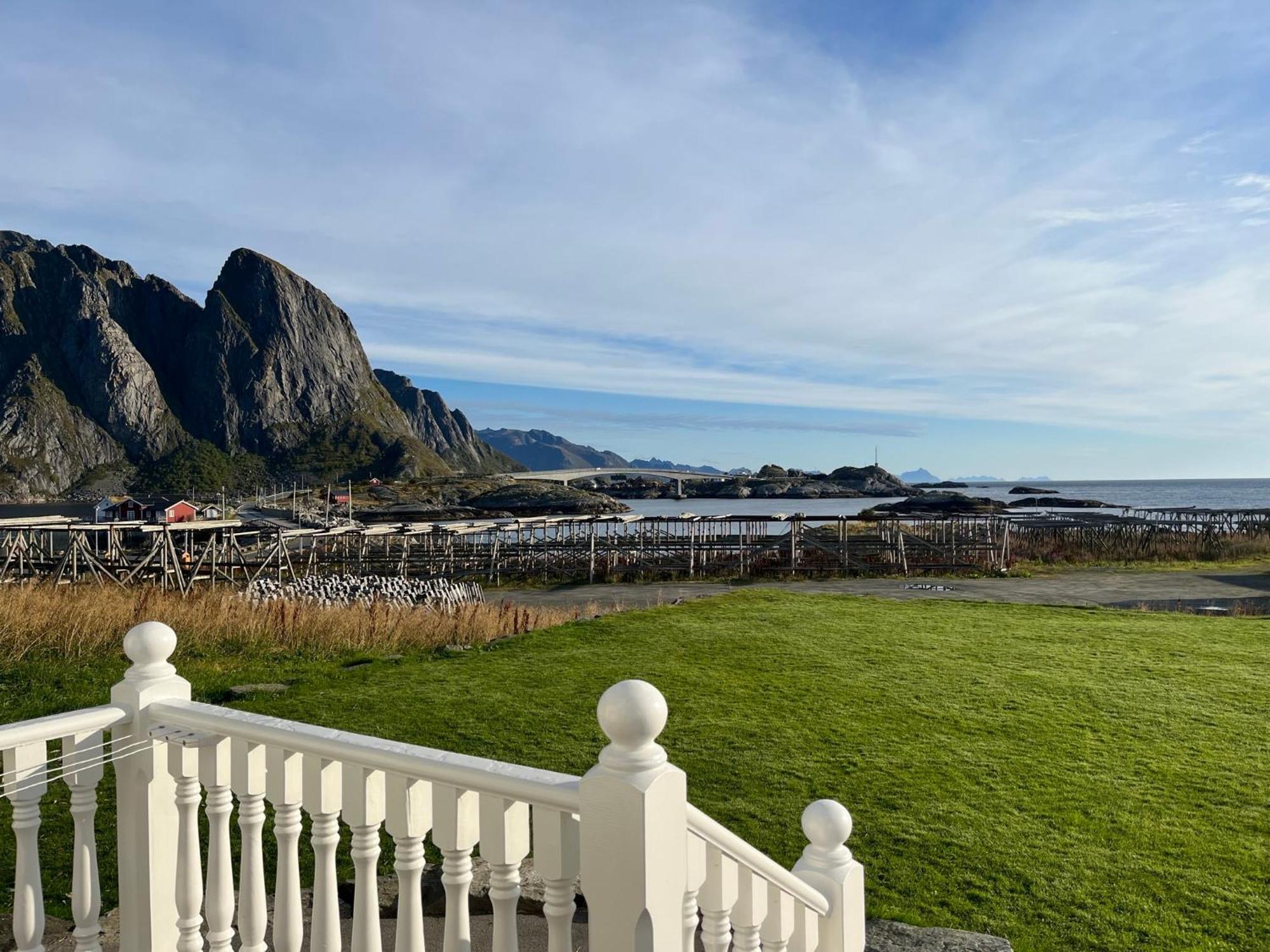 Lofoten Suite Apartments - Rostad Retro Rorbuer Reine Exterior foto